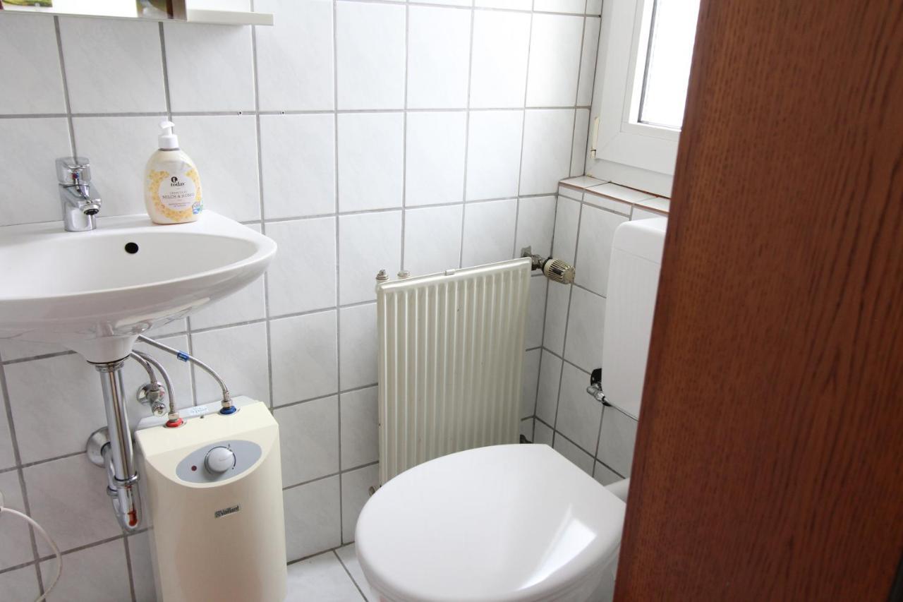 Privatzimmer Haus Gruenewald Solingen Bagian luar foto