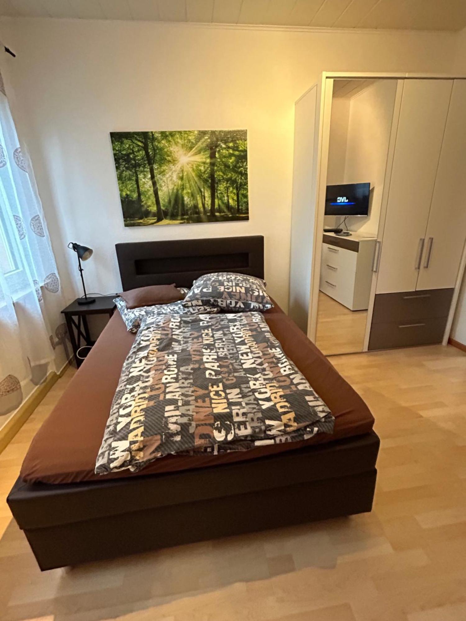 Privatzimmer Haus Gruenewald Solingen Bagian luar foto